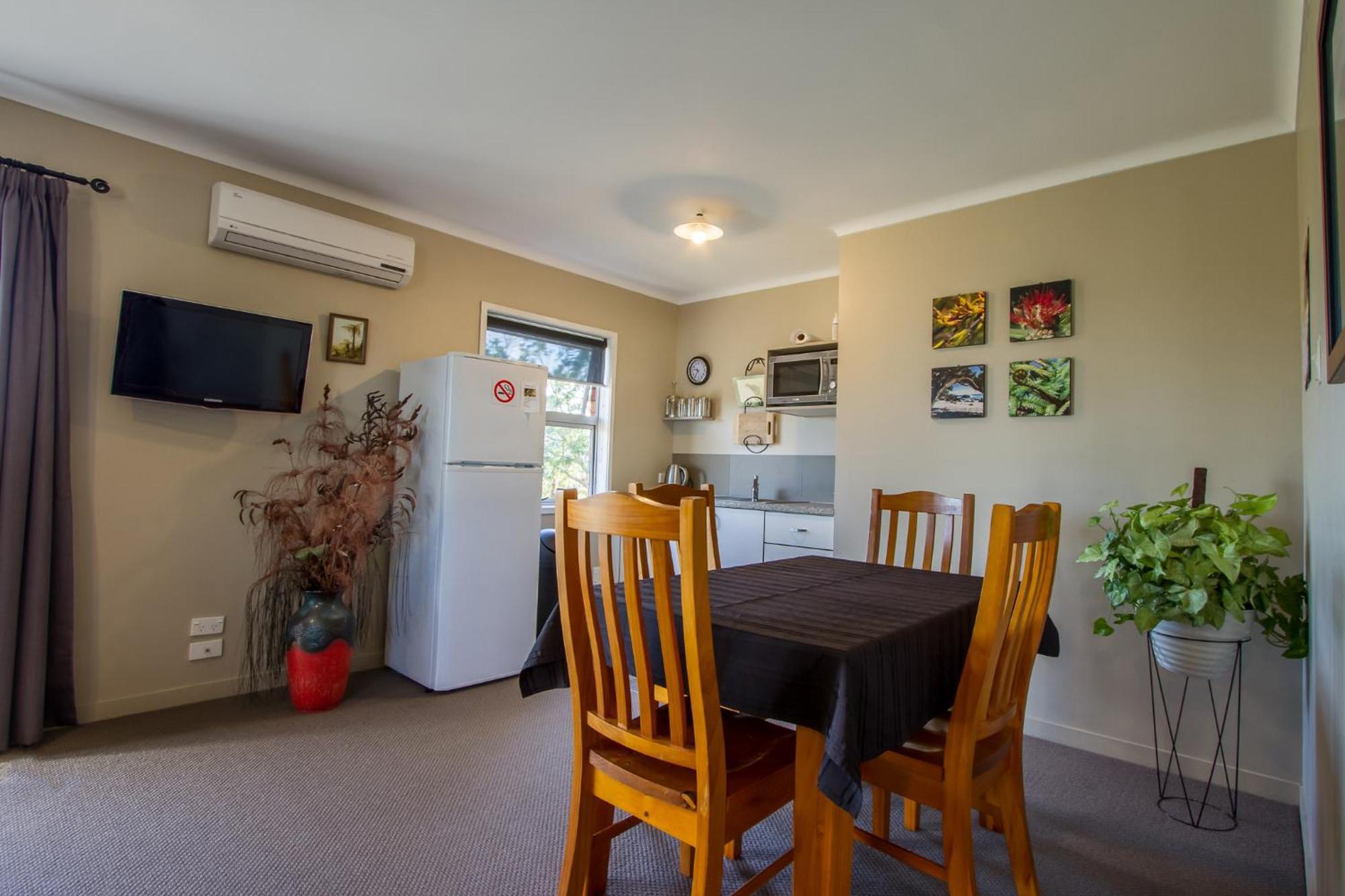 The Nunnery Hotel Te Aroha Eksteriør billede