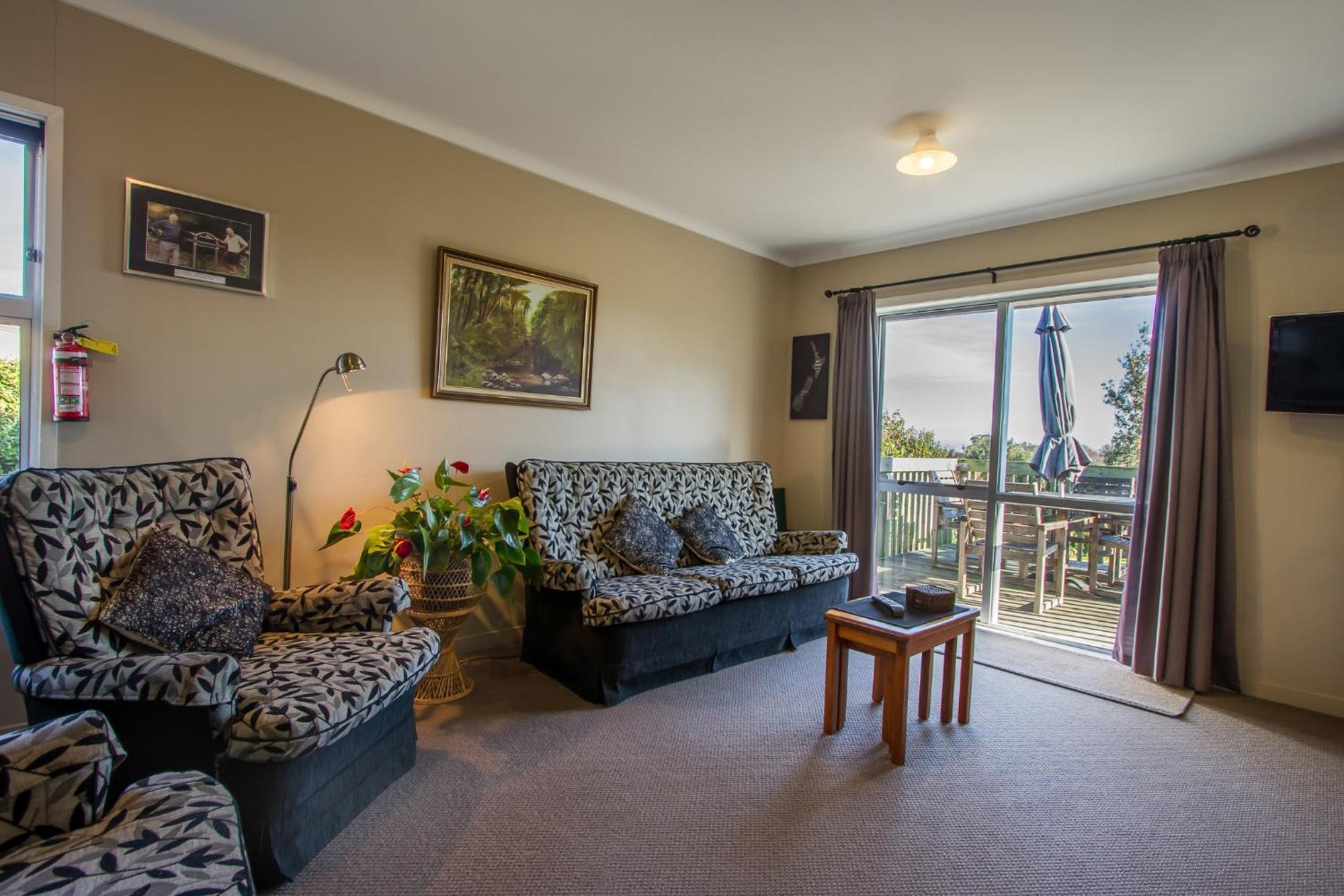 The Nunnery Hotel Te Aroha Eksteriør billede