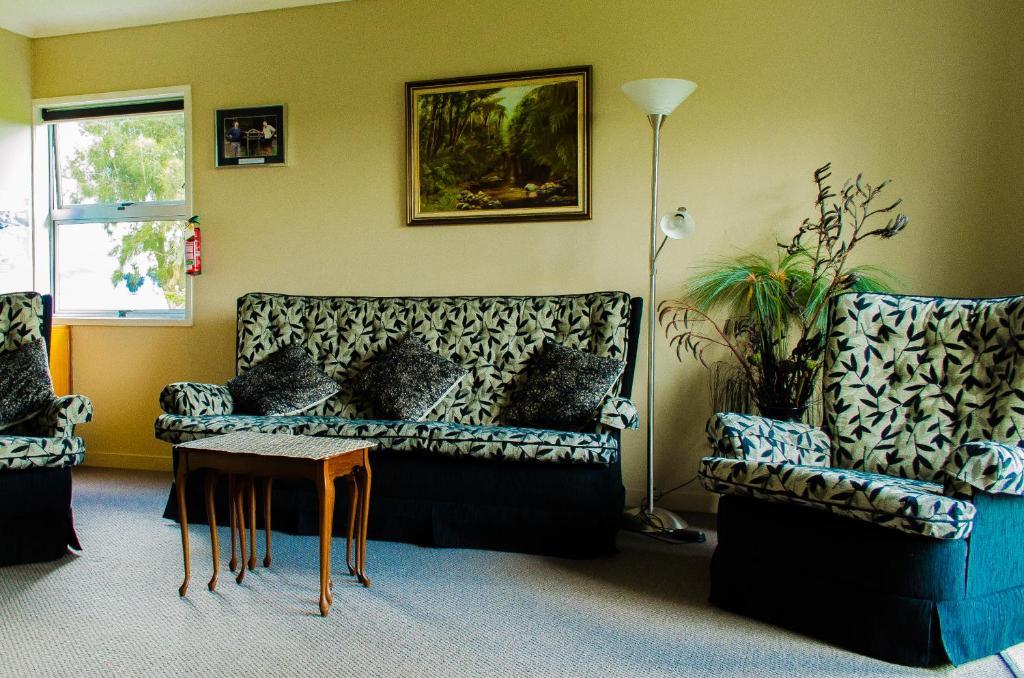 The Nunnery Hotel Te Aroha Eksteriør billede